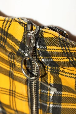 Kostüm                            Größe                36