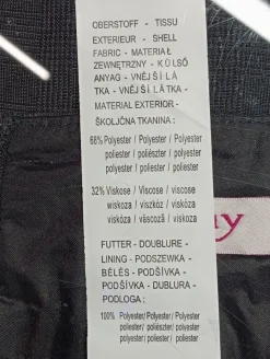 Kostüm                            Größe                40