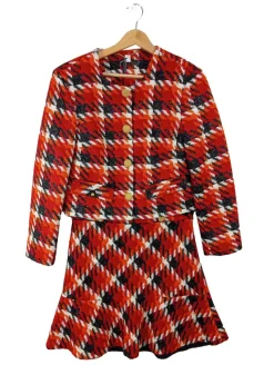 Kostüm                            Größe                38