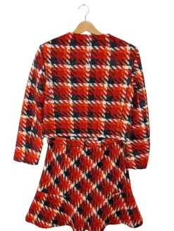 Kostüm                            Größe                38