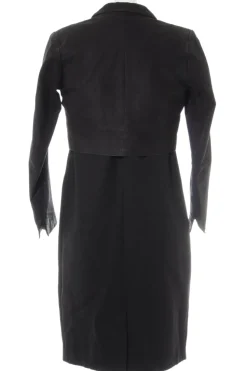 Kostüm                            Größe                34