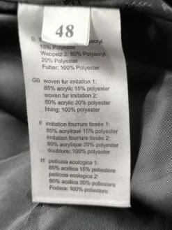 Kunstfelljacke                            Größe                48