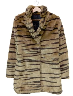 Kunstfellmantel                            Größe                34