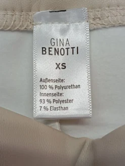 Kunstlederhose                            Größe                34