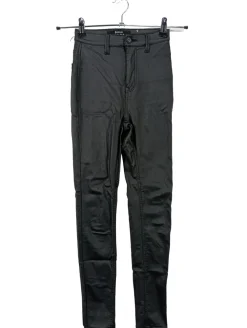 Kunstlederhose                            Größe                32