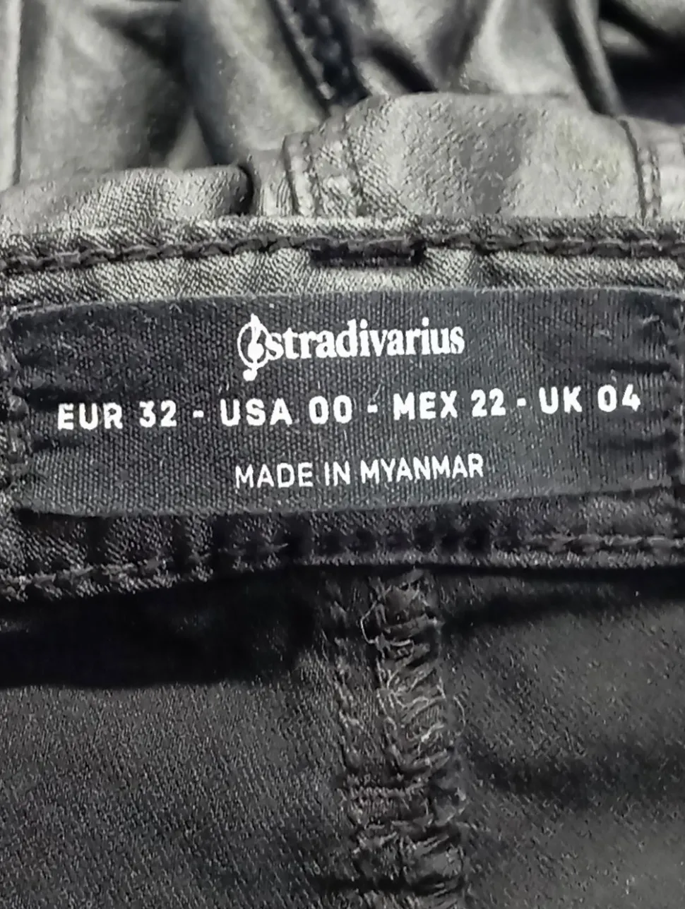 Kunstlederhose Größe 32