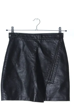 Kunstlederrock                            Größe                34