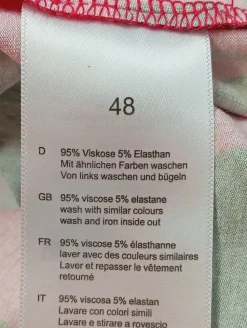 Kurzarm-Bluse Größe 48