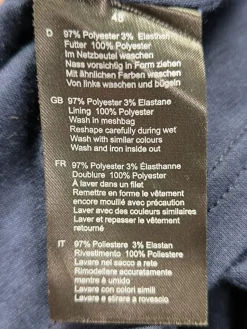 Kurzarm-Bluse Größe 48