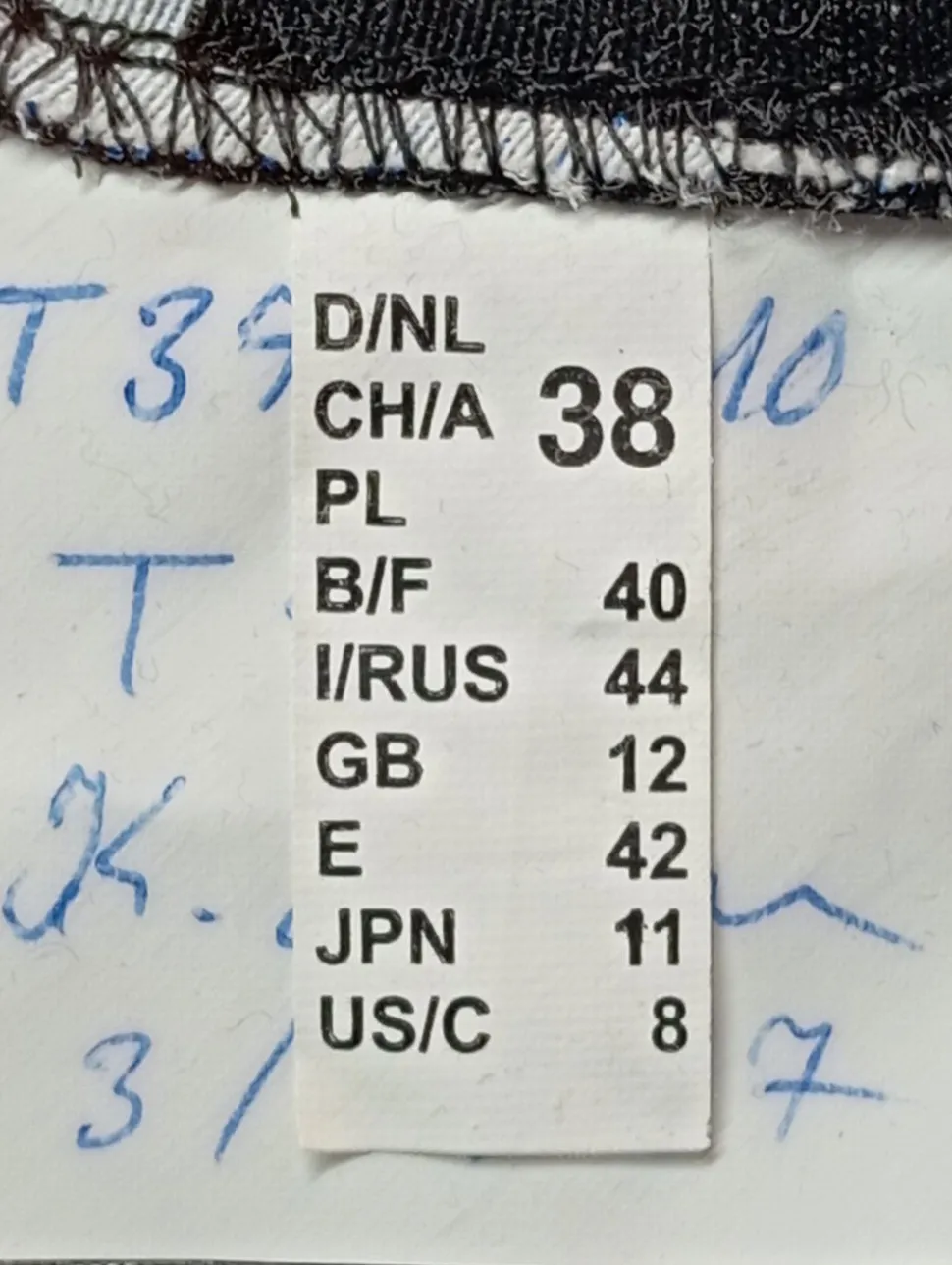 Kurz-Blazer Größe 38