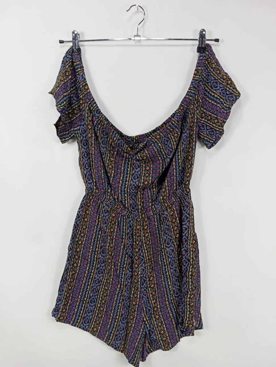 Kurzer Jumpsuit Größe 36