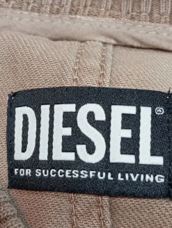 Kurzer Jumpsuit Größe 36