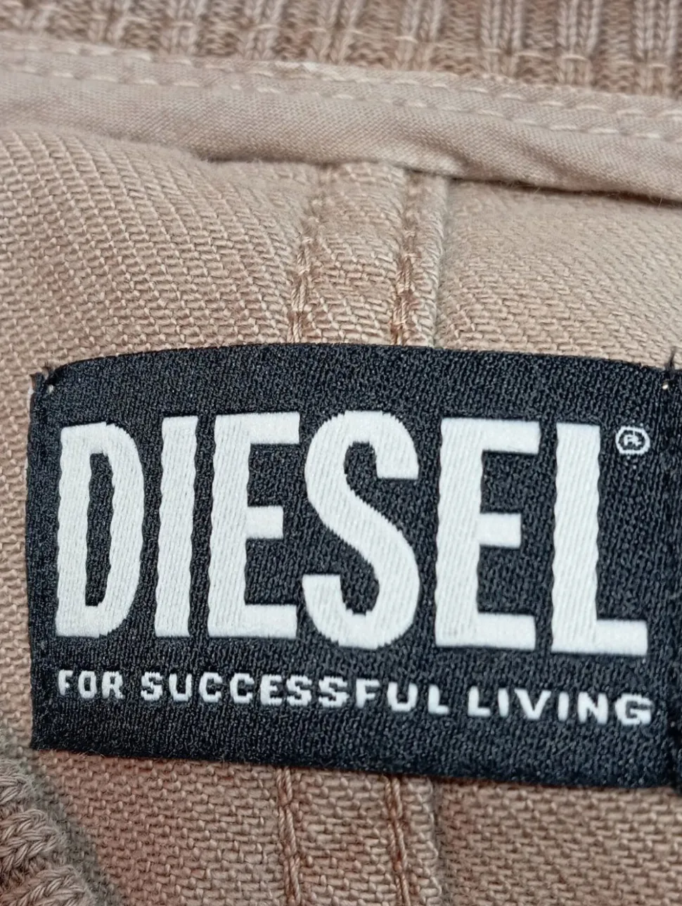 Kurzer Jumpsuit Größe 36