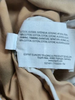 Kurzjacke                            Größe                38