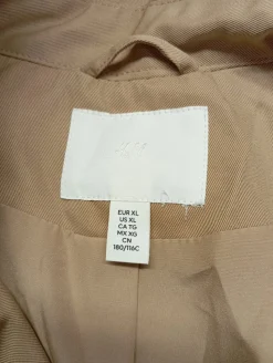 Kurzmantel                            Größe                42