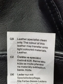 Lederhose                            Größe                32