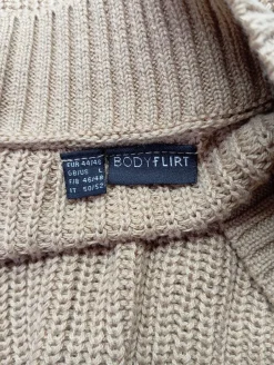 Longstrickweste                            Größe                44