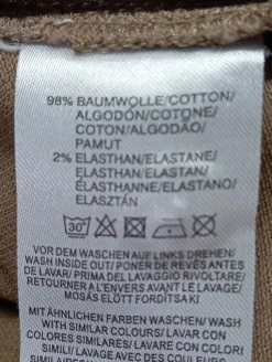 Polo-Shirt                            Größe                40