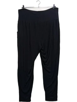 Pyjama                            Größe                42