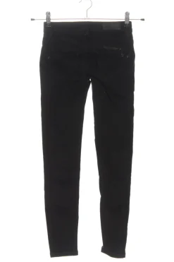 Röhrenhose                            Größe                32