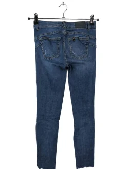 Röhrenjeans                            Größe                36