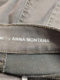 Röhrenjeans                            Größe                38