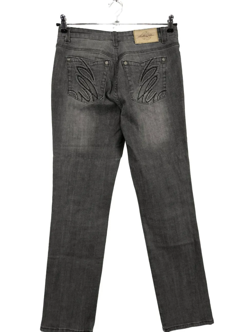 Röhrenjeans Größe 40