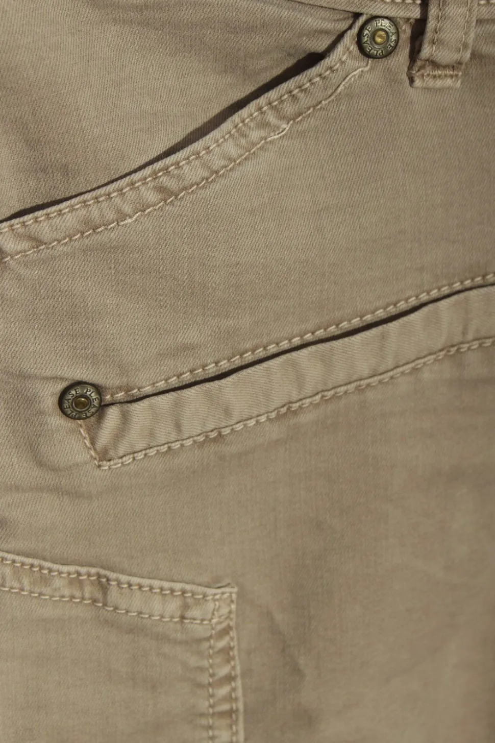 Röhrenjeans Größe 32