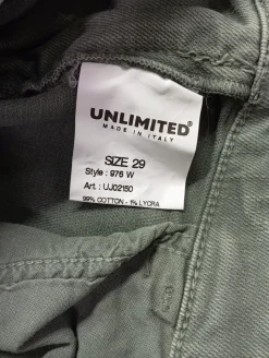 Röhrenjeans                            Größe                38