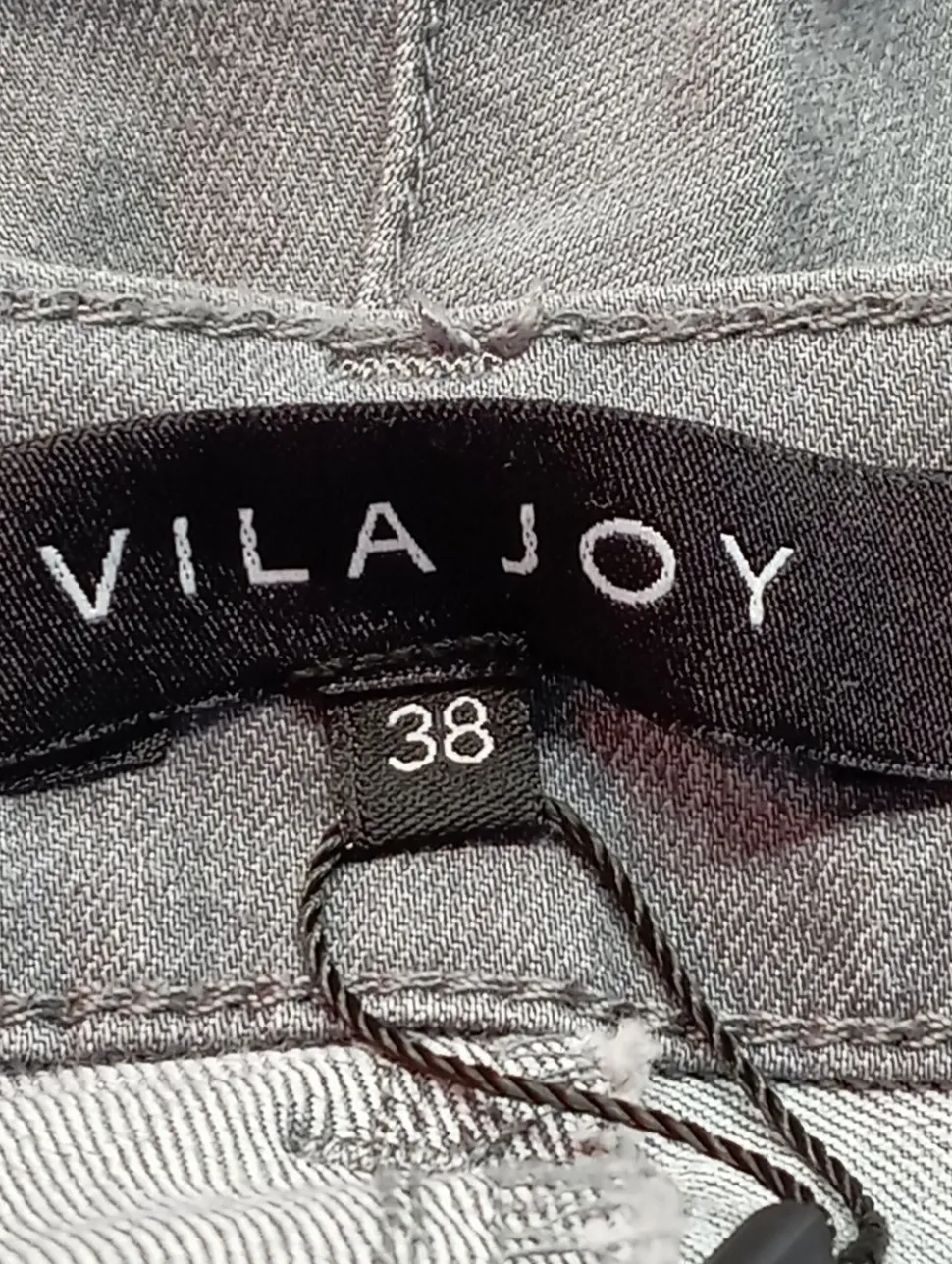 Röhrenjeans Größe 38