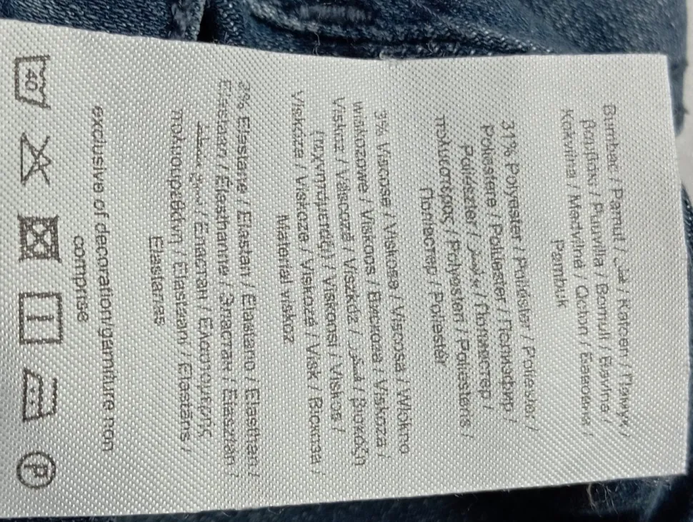 Röhrenjeans Größe 36