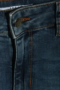 Röhrenjeans                            Größe                38