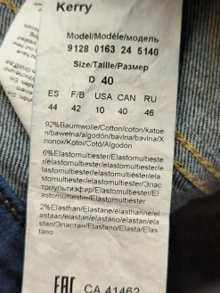 Röhrenjeans                            Größe                40