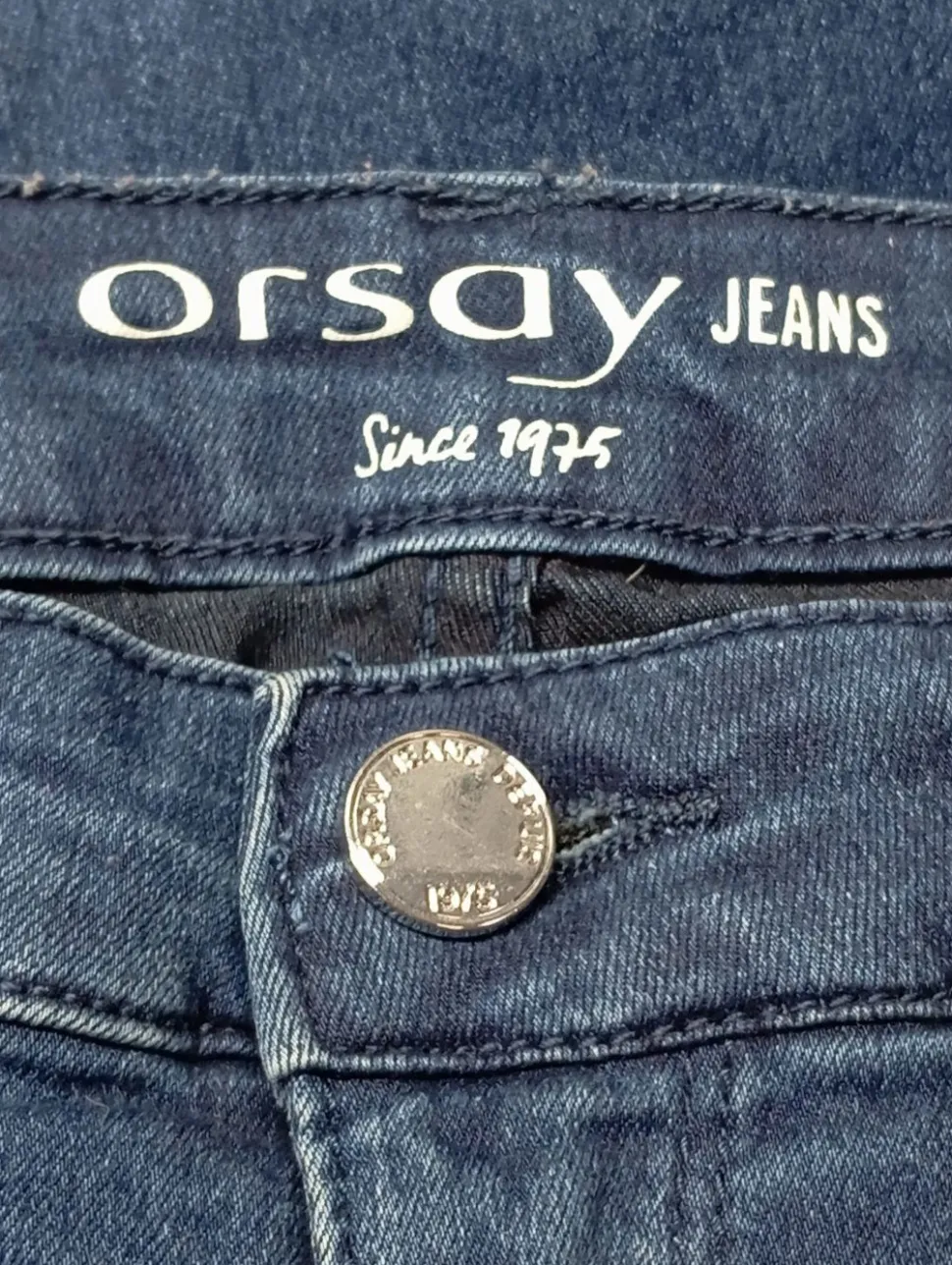 Röhrenjeans Größe 40