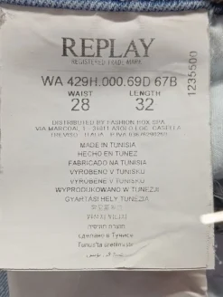 Röhrenjeans                            Größe                38