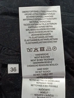 Rüschen-Bluse                            Größe                36