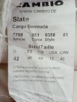 Shorts                            Größe                42