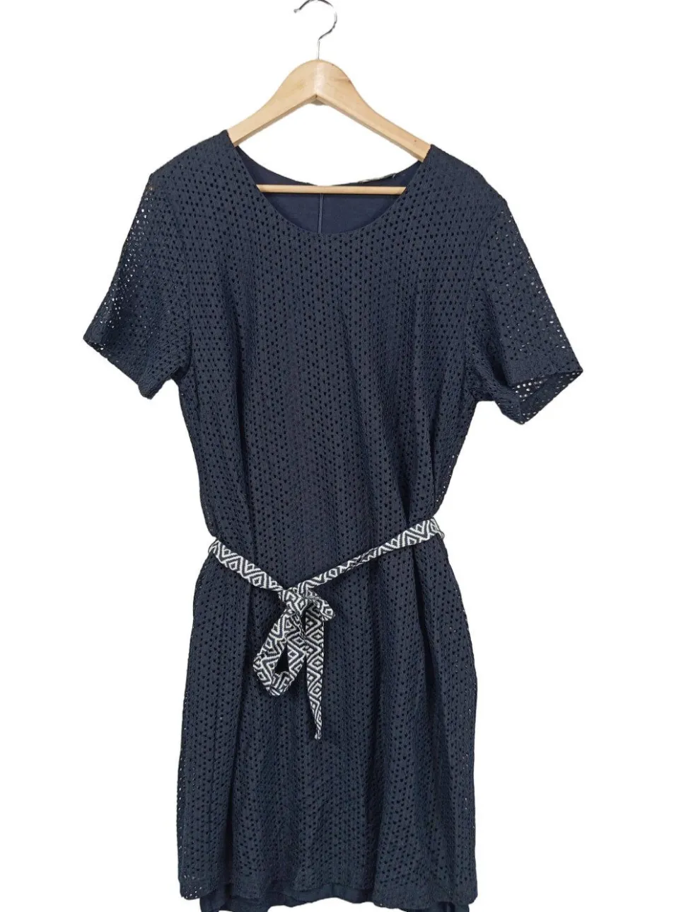 Spitzenkleid Größe 46