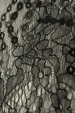 Spitzentop                            Größe                38