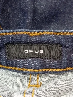 Straight-Leg Jeans                            Größe                34