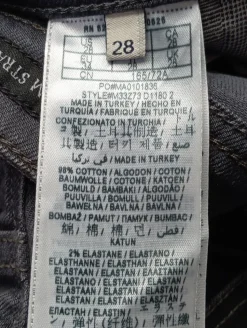 Straight-Leg Jeans                            Größe                38