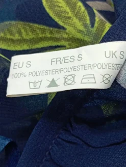 Strandbekleidung                            Größe                36