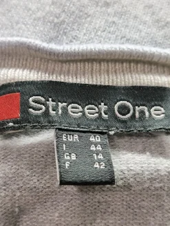 Strick Cardigan                            Größe                40