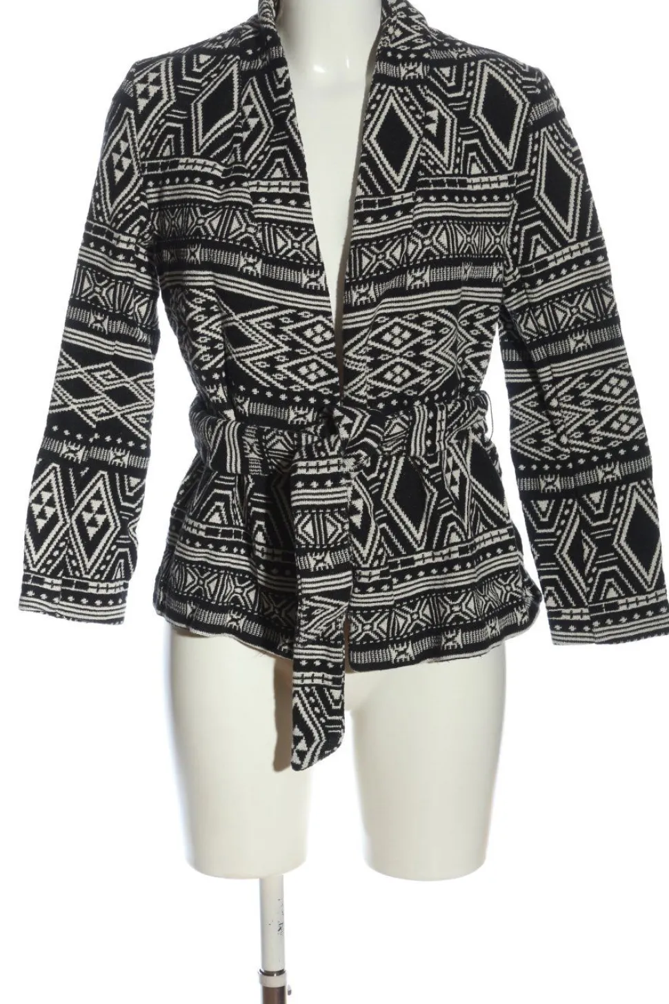 Strickjacke Größe 34