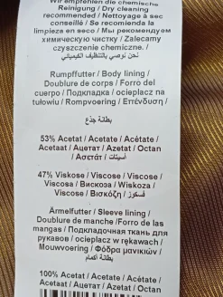 Strickjacke                            Größe                44