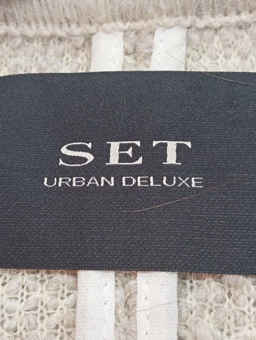 Strickjacke Größe 34