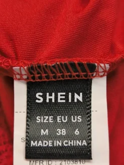 Strickkleid                            Größe                38