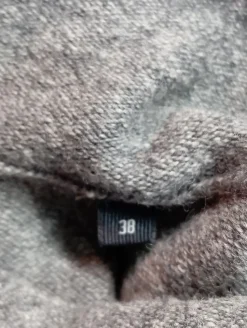 Strickkleid                            Größe                38