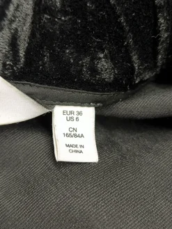 Strickkleid                            Größe                36