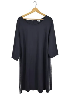 Strickkleid                            Größe                48